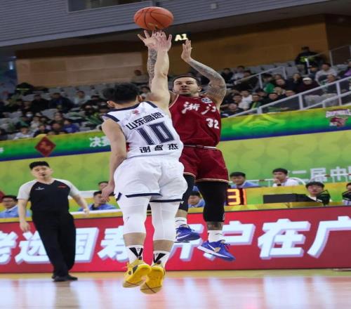 詹姆斯宣布,退役计划尚,遥不可及,双赢彩票,彩票平台,双重保障,高频彩票,在线投注